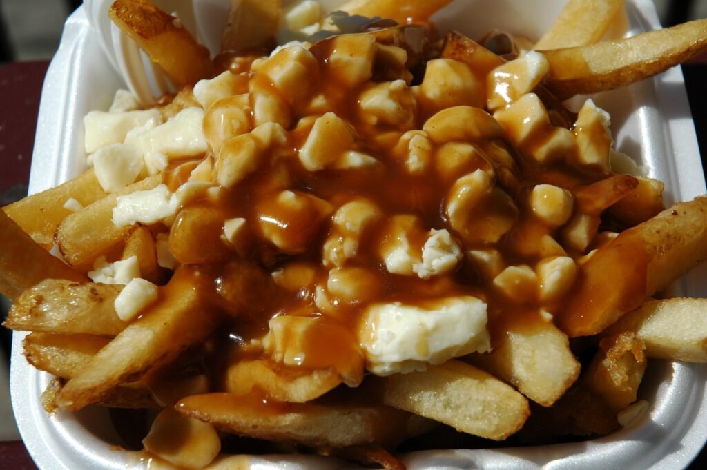 Mi Primera Impresión de la Poutine: Sorpresa y Decepción