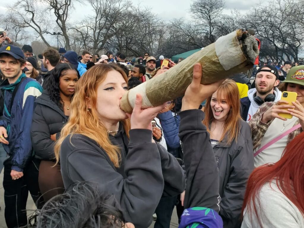 Entre la marihuana legal y el derecho a respirar